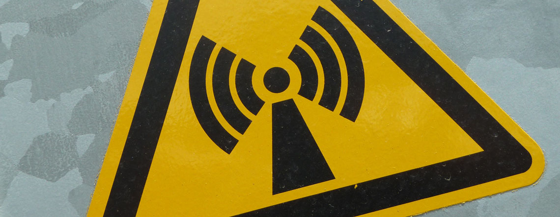 Vorsicht, elektromagnetische Hochfrequenzfelder